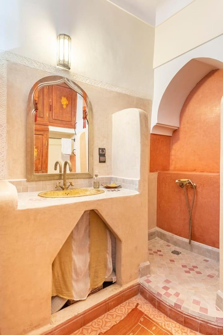 마라케시 Riad Des Mile Nuits 빌라 객실 사진